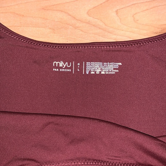 Miyu by Simons Bodysuit Size L - Picture 2 of 4